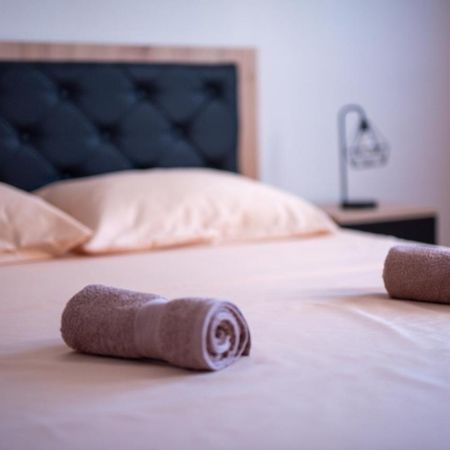 Apartman Ante Livno Eksteriør billede