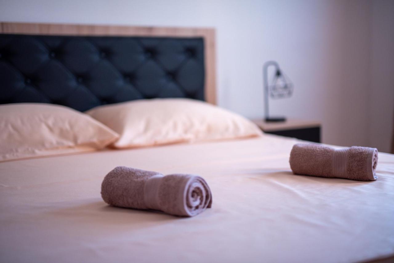 Apartman Ante Livno Eksteriør billede