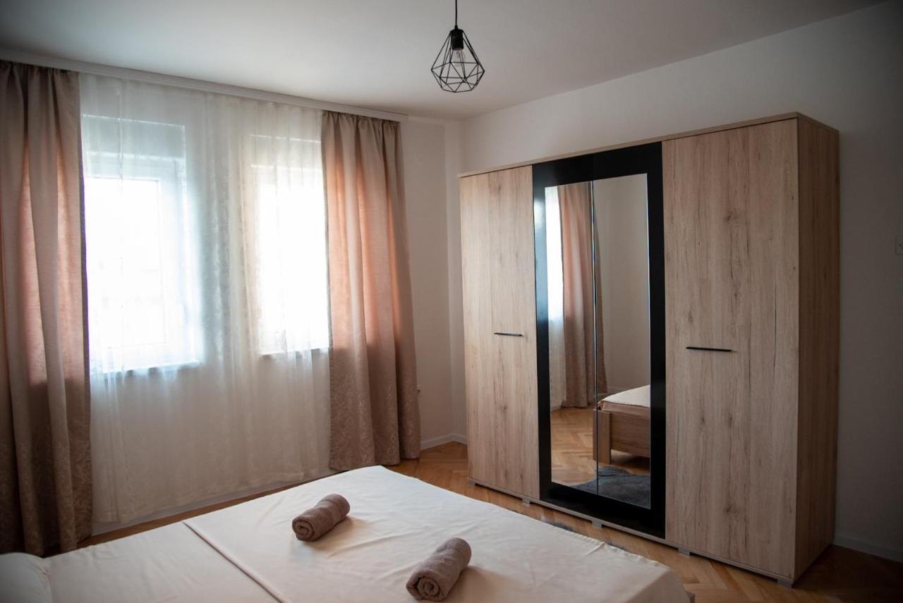 Apartman Ante Livno Eksteriør billede