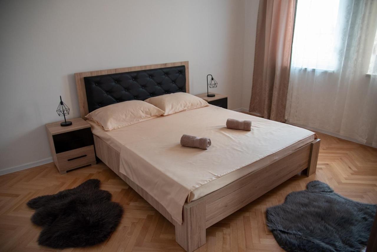 Apartman Ante Livno Eksteriør billede
