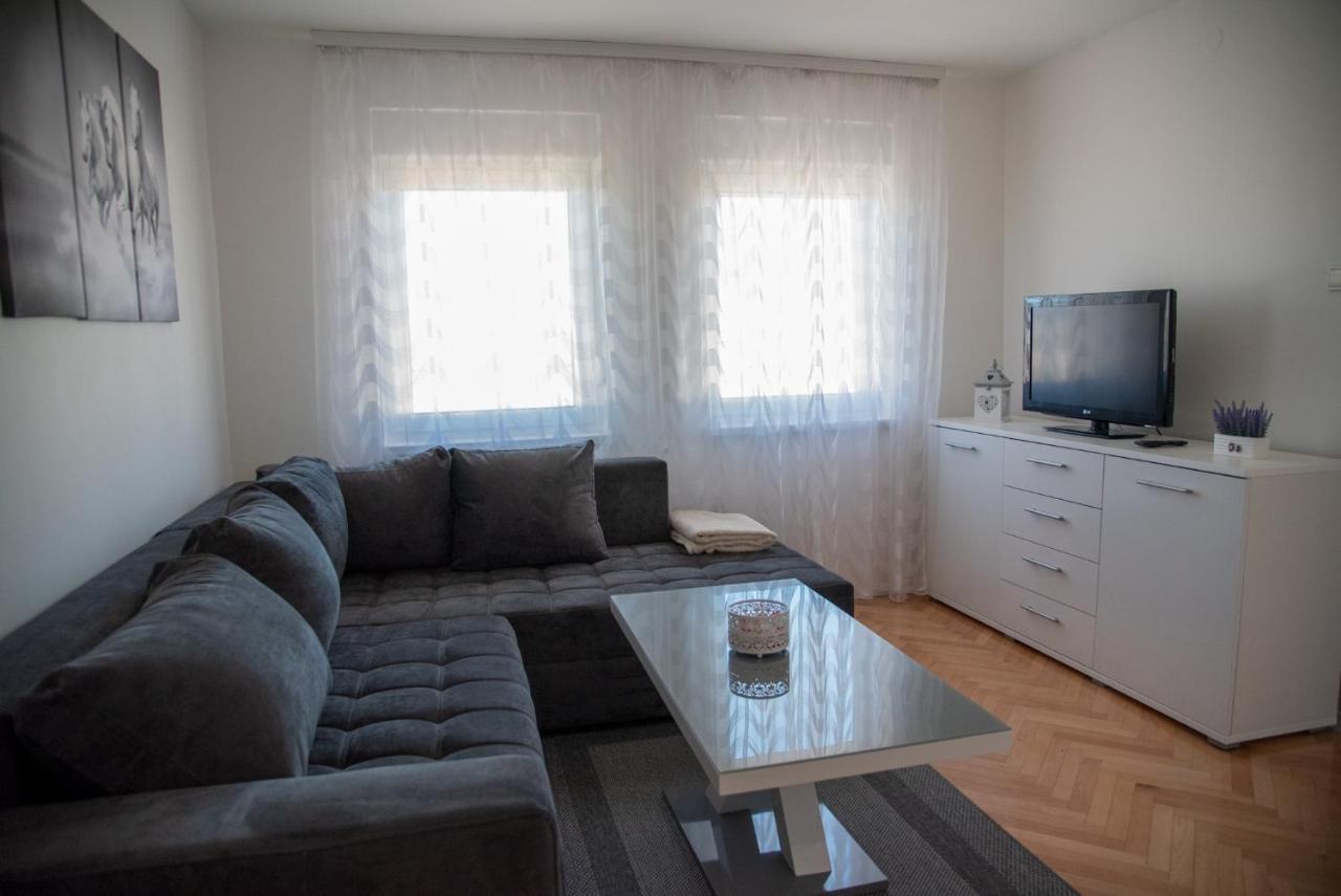 Apartman Ante Livno Eksteriør billede